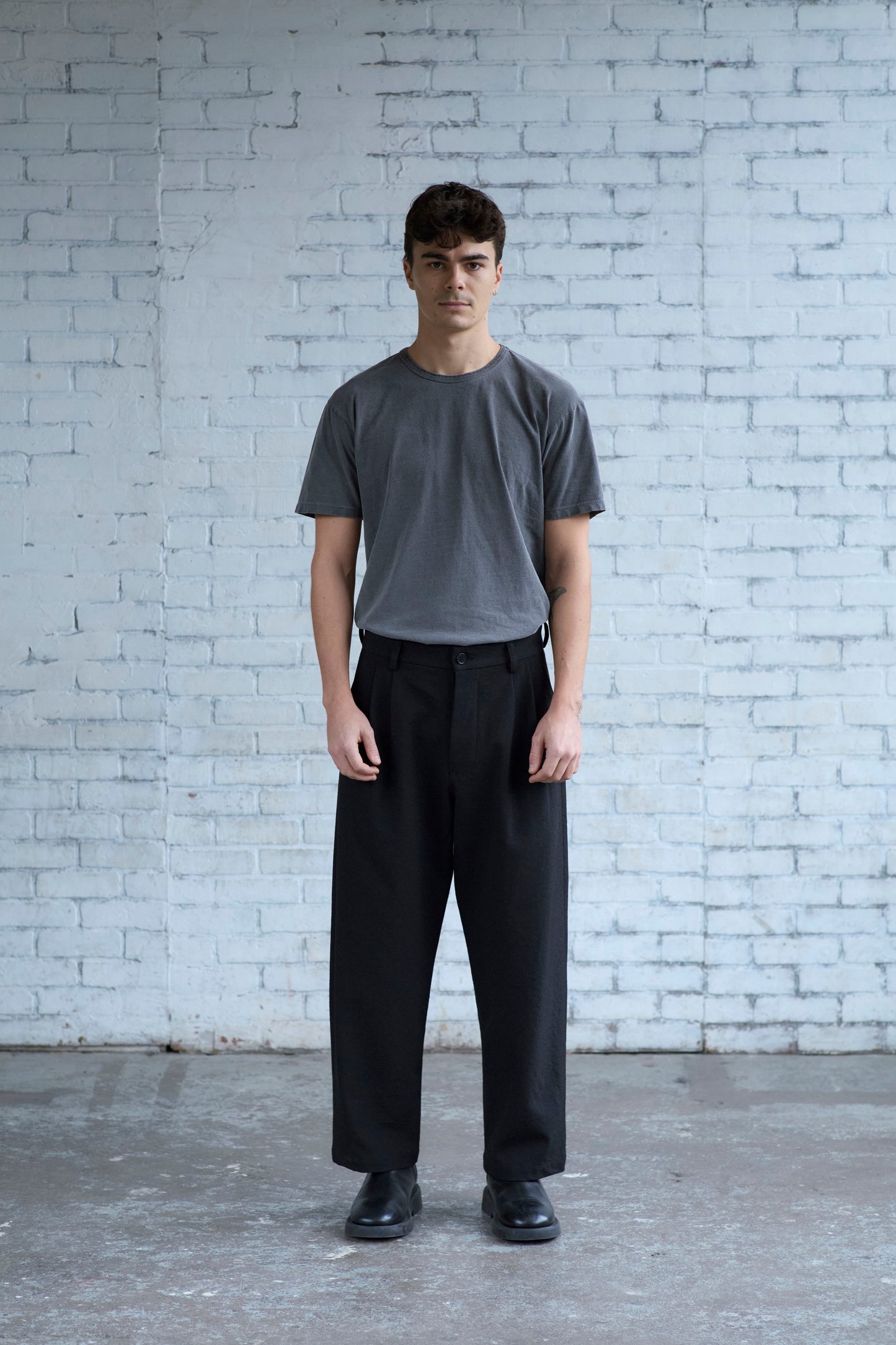 Dress Pants in Wool Gabardine