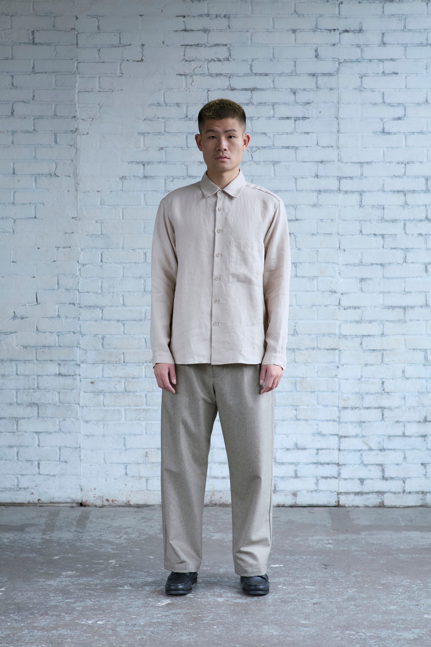 Dress Shirt in Bone Linen Twill