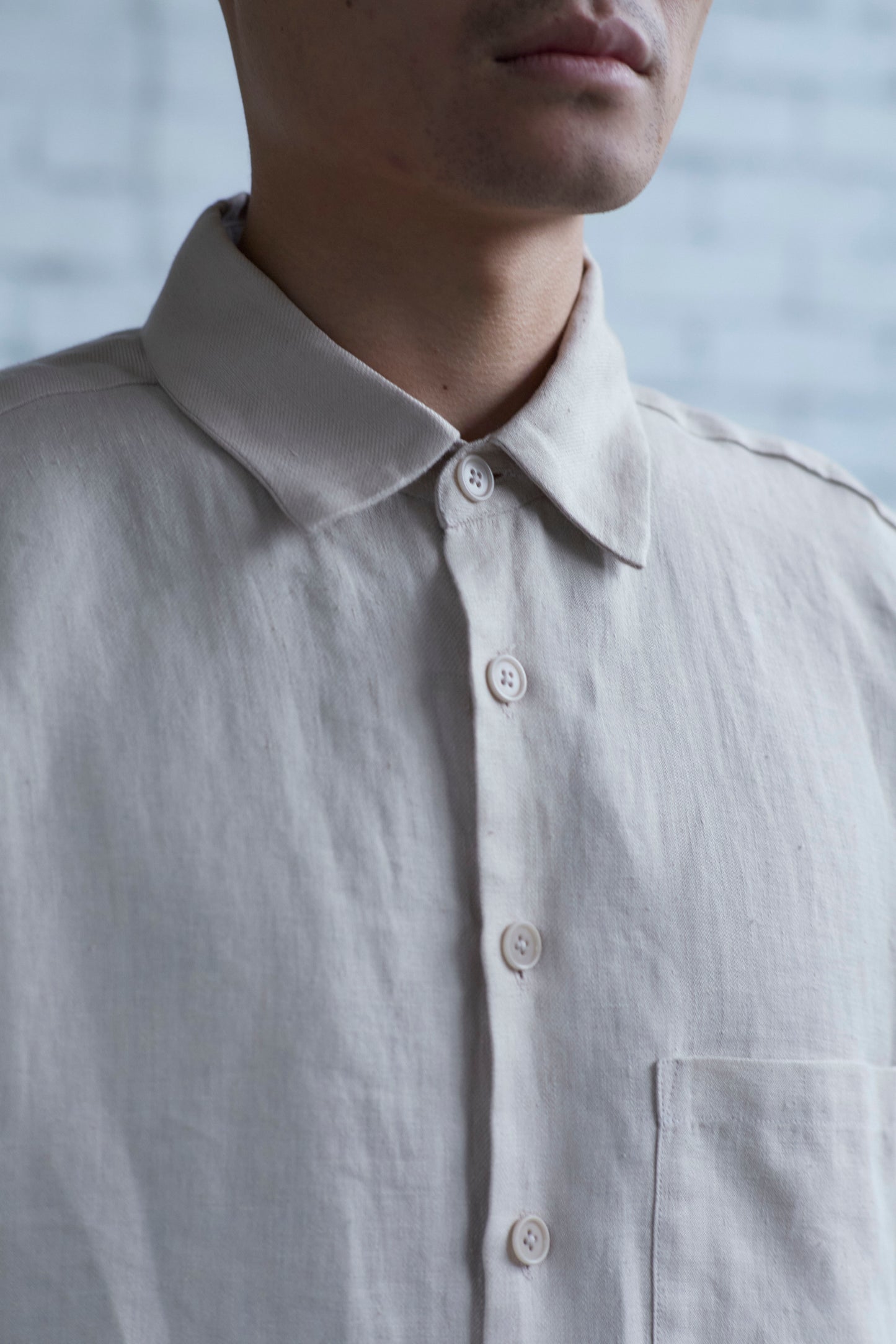Dress Shirt in Bone Linen Twill